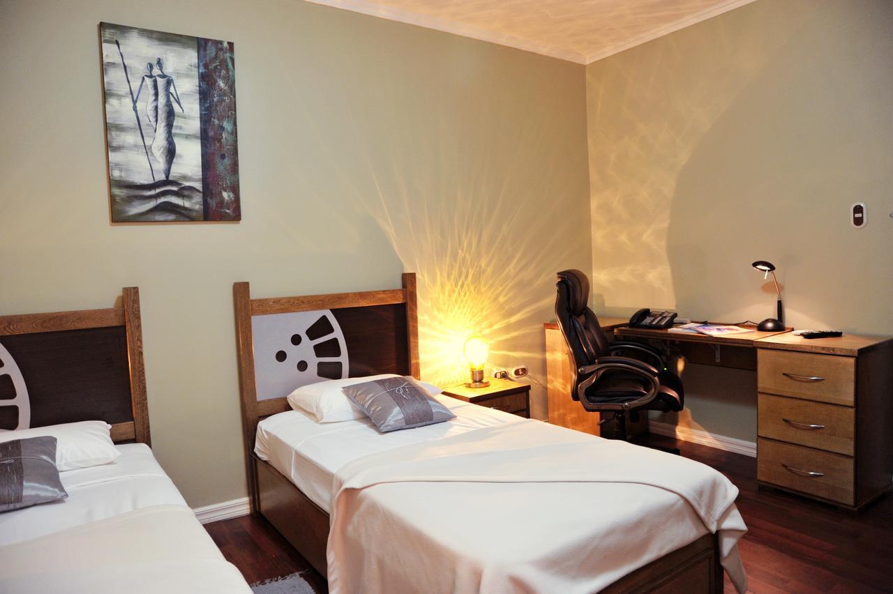 Culture Crossroads Inn Port of Spain المظهر الخارجي الصورة