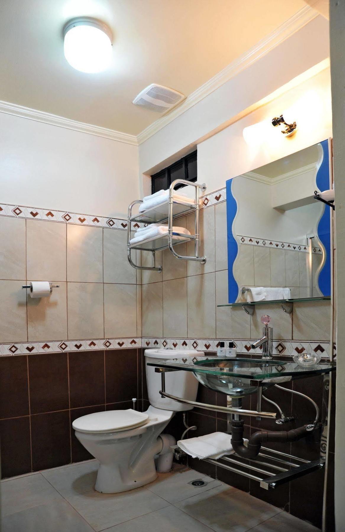 Culture Crossroads Inn Port of Spain المظهر الخارجي الصورة